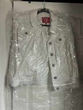 Guess White Shirt with Red Logo Patch
